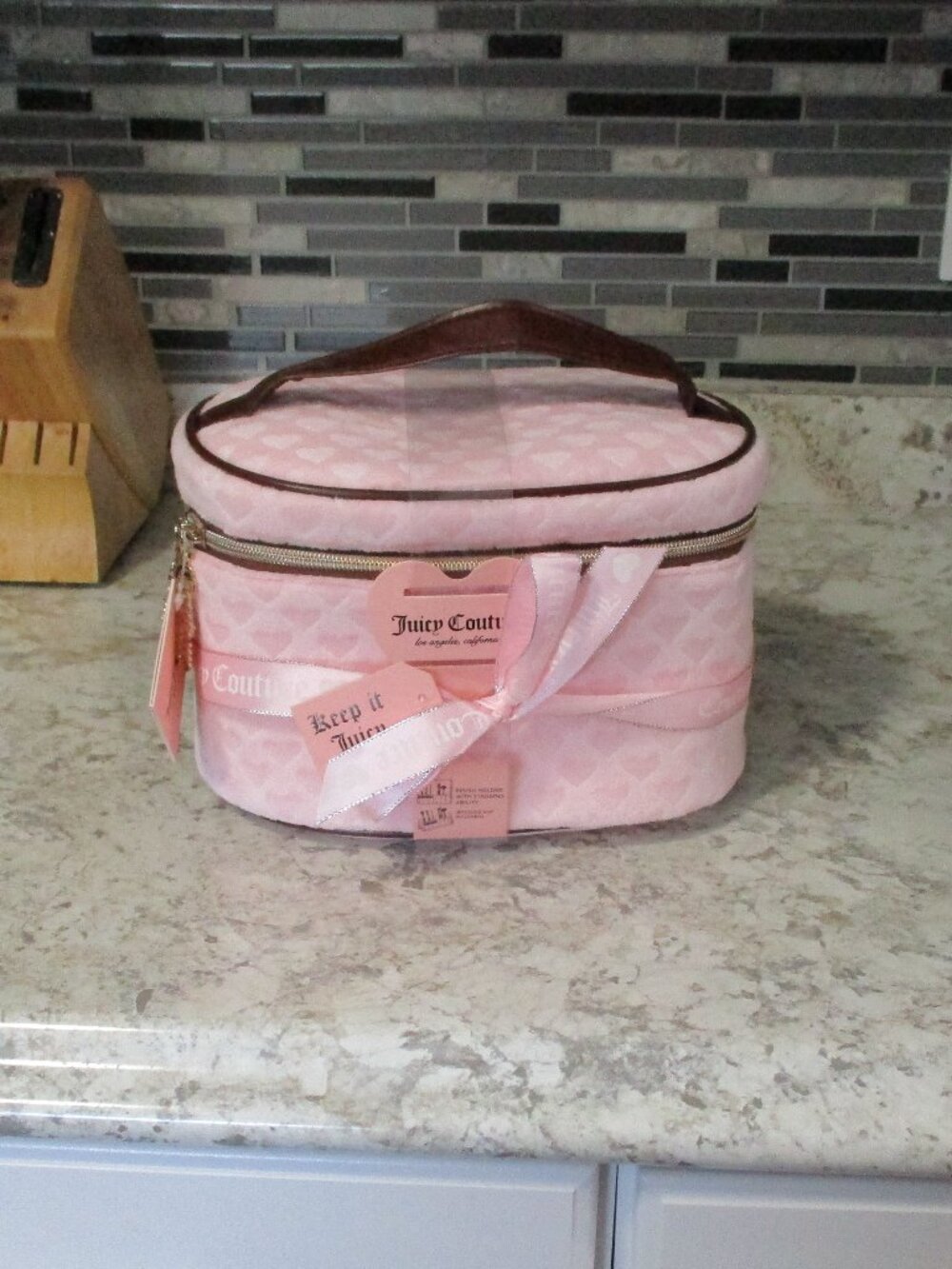 NWT Juicy Couture Travel Makeup Cosmetics Bag Pink With Hearts New